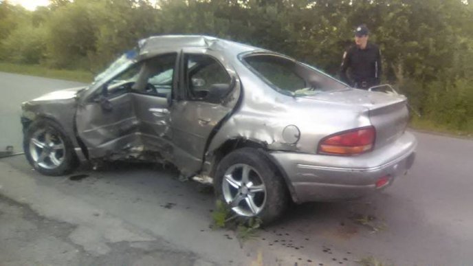 Рятувальники показали фото із моторошної ДТП на Берегівщині – 02