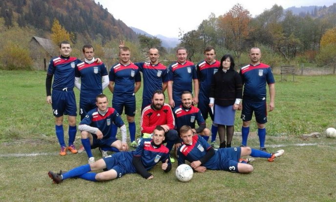 Як на Тячівщині підтримують футбол – 03