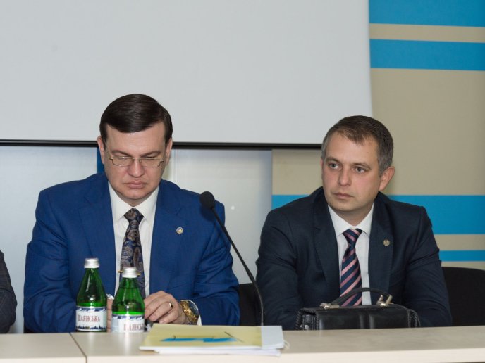 В Ужгороді відбулись конференція адвокатів Закарпаття та урочисті заходи з нагоди Дня юриста – 09