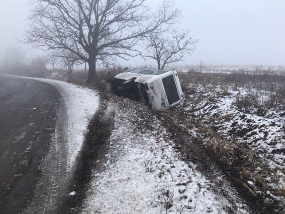 На Берегівщині перекинувся мікроавтобус із 18 пасажирами – 02 На Берегівщині перекинувся мікроавтобус із 18 пасажирами – 02