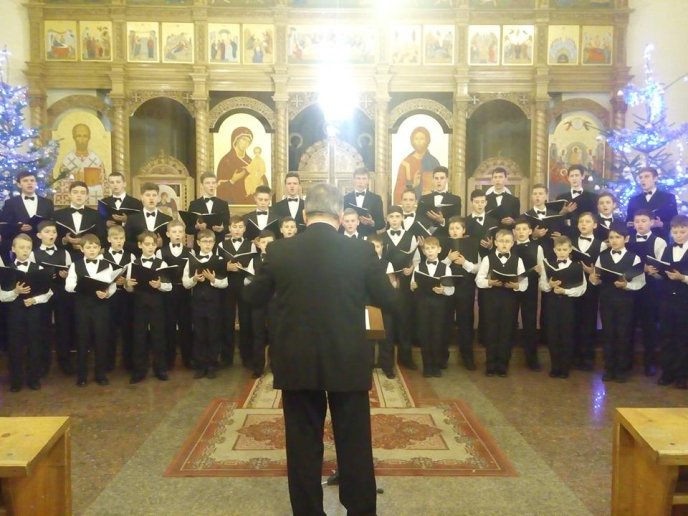 Серію різдвяних концертів Мукачівський хор хлопчиків та юнаків розпочав з греко-католицького Успенського собору – 01