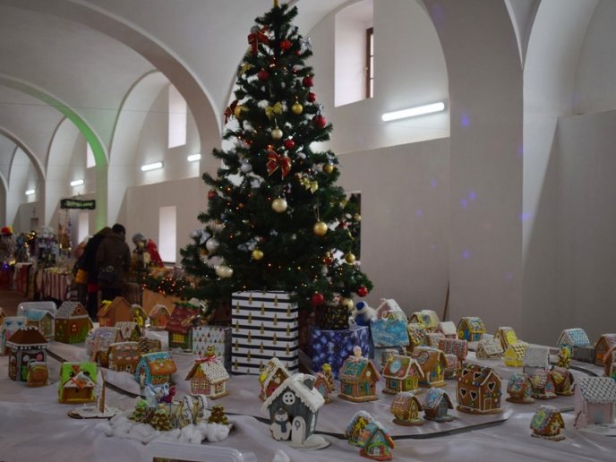 В Ужгороді триває "Закарпатський фестиваль пряників" – 42