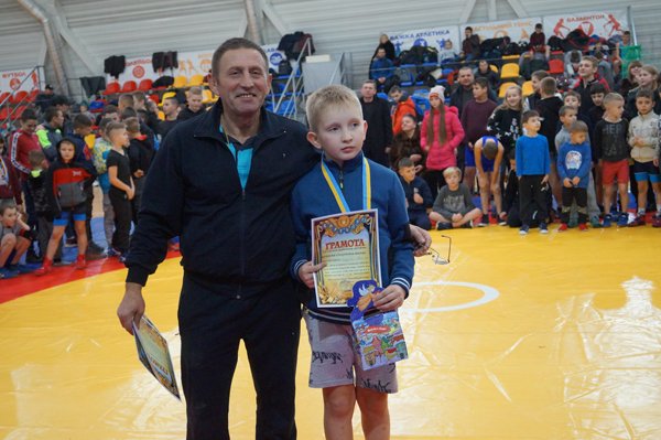 У Тячеві провели новорічний турнір з греко-римської боротьби – 10
