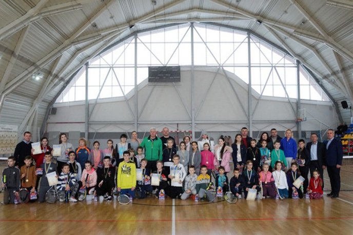 У Тячеві відбувся чемпіонат з великого тенісу – 08