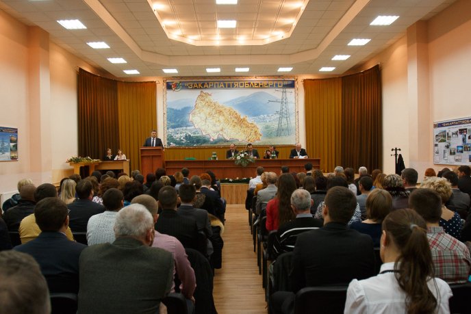 Керівництво Закарпаття привітало енергетиків з професійним святом (ФОТО) – 02