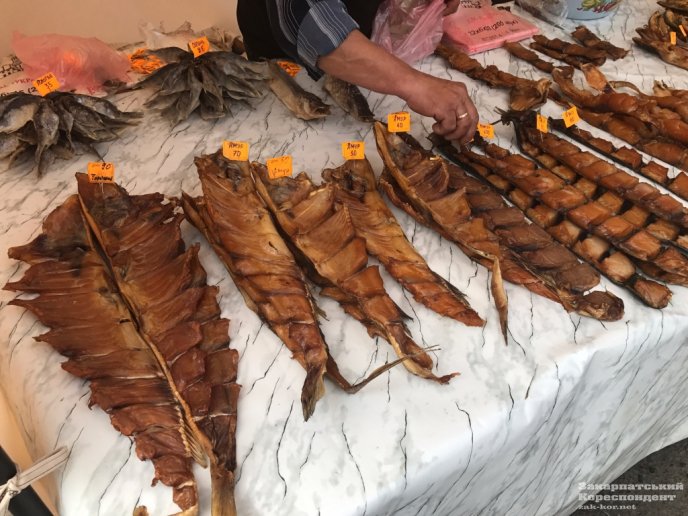 Фестиваль "Сонячний напій" в Ужгороді: що можна придбати на святі вина – 05