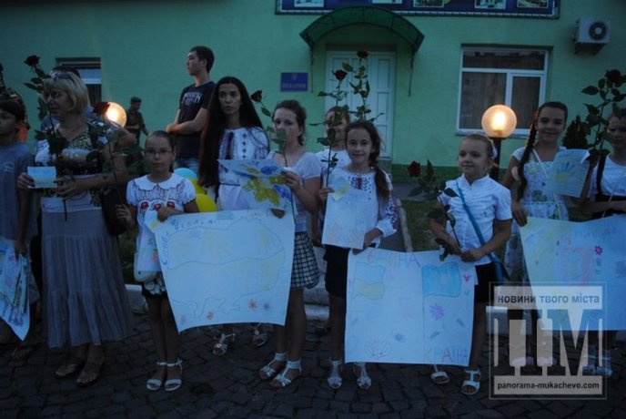 Мукачево радо зустріло прикордонників, які повернулись із зони АТО (ФОТО) – 07