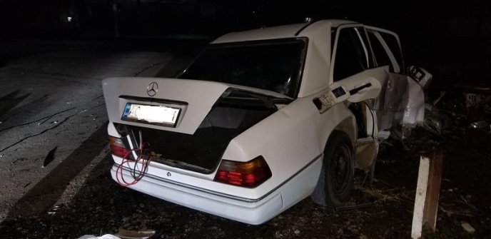 Оприлюднено нові фото з місця ДТП, в якій загинули два хлопці – 02