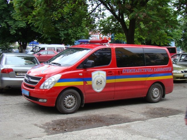 В Ужгороді намагалися спалити джип одному з провідних діячів ромської громади Ужгорода (ФОТО) – 05