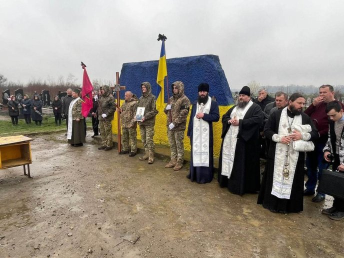 На Закарпатті попрощалися із полеглим Героєм Владиславом Кішем – 02 На Закарпатті попрощалися із полеглим Героєм Владиславом Кішем – 02