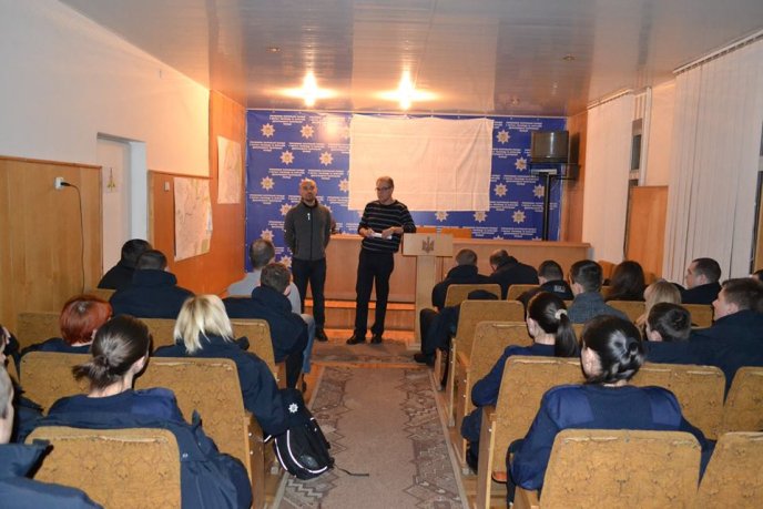 Іноземний гість завітав до патрульних поліцейських Закарпаття – 04