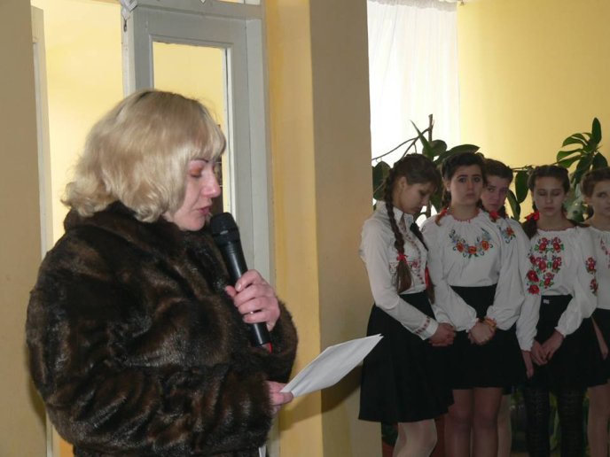 У Чинадіївській школі відкрили меморіальну дошку загиблому бійцю АТО Олександру Тербану – 10