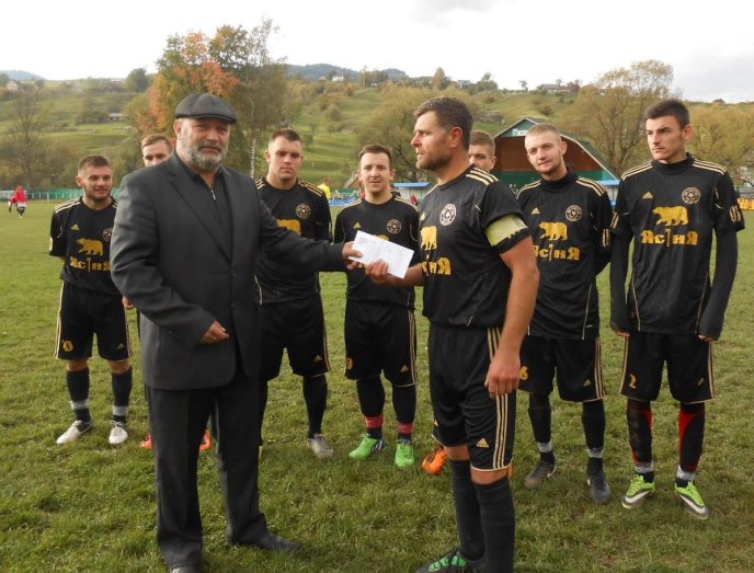 На Тячівщині та Рахівщині пройшли чергові футбольні баталії – 05