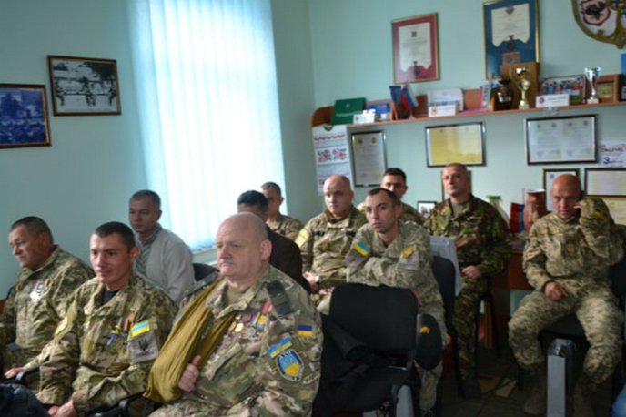 У Тячеві до Дня міста нагородили учасників АТО – 01