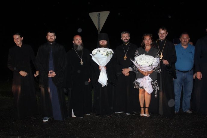 На межі Закарпаття та Львівщини закарпатці урочисто зустріли Митрополита Феодора – 11