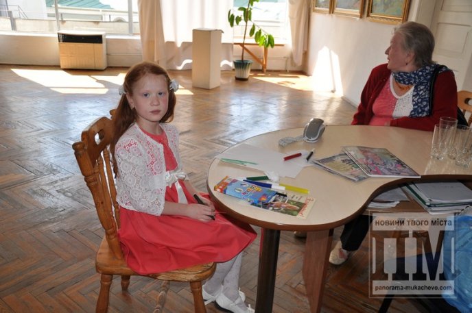 У Мукачеві відкрилась персональна виставка картин Юрія Сяркевича (ФОТОРЕПОРТАЖ) – 05