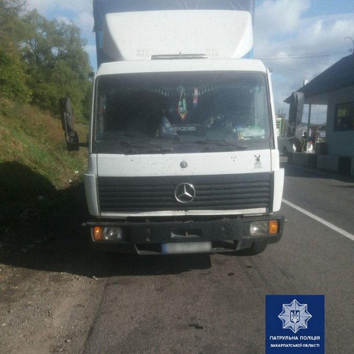 Патрульні розповіли про два випадки, які трапились сьогодні у Нижніх Воротах – 02