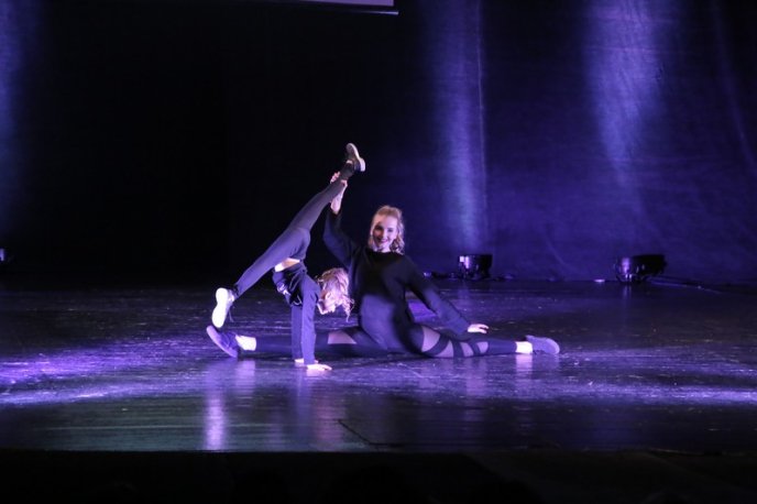 У Мукачеві визначили володарку титулу конкурсу краси "Міс МКТЕК 2018" – 30