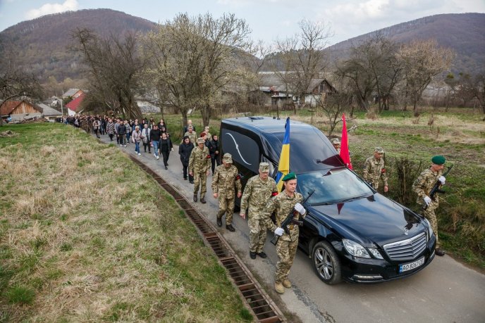 Закарпаття попрощалось із полеглим Героєм – 04