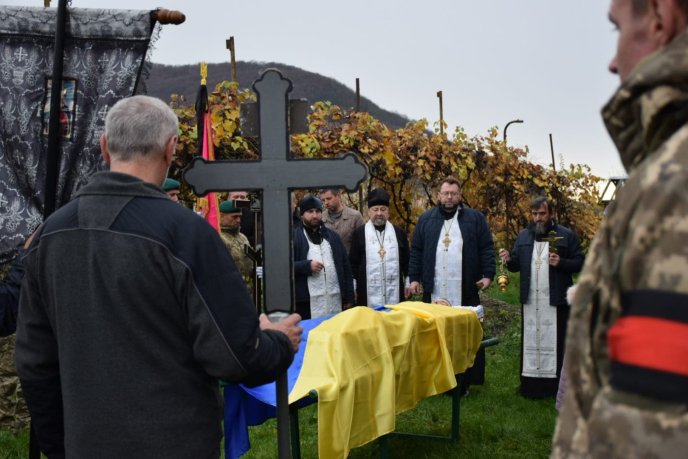 В останню путь провели прикордонника із Закарпаття – 05