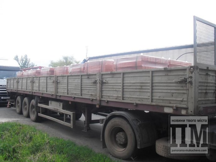 Минуло 24 години від початку блокування дороги у Ракошині, люди не відступають від свого (ФОТО) – 02