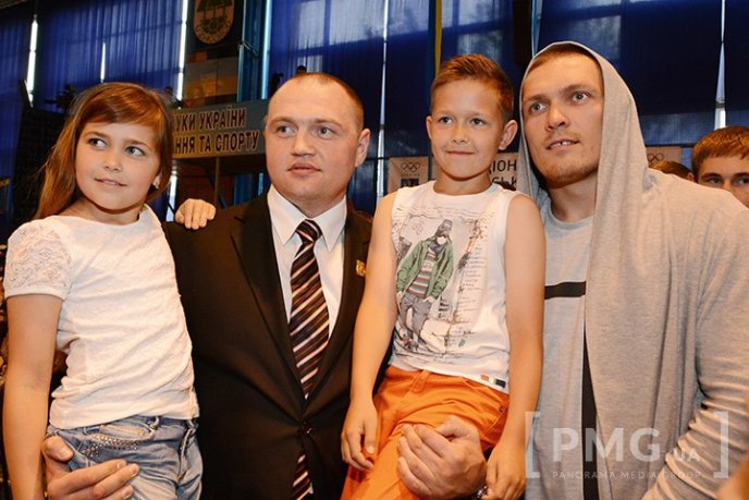 В Ужгороді урочисто відкрили юнацький чемпіонат України з боксу – 06