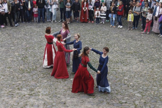 Середньовічне весілля відгуляли на Закарпатті – 12
