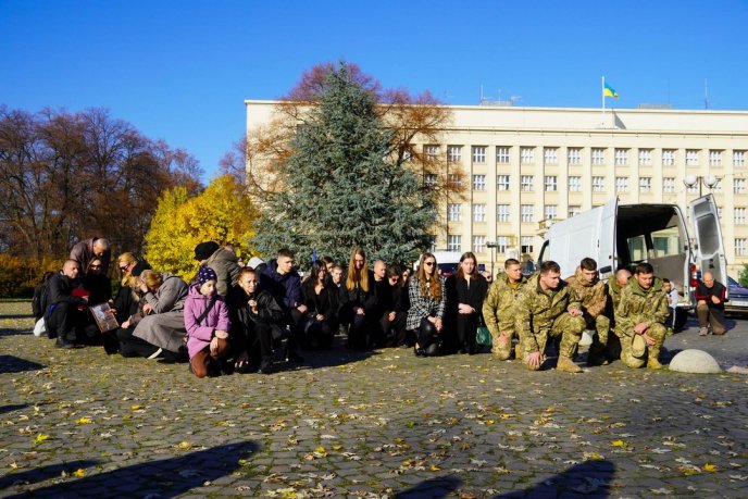 В Ужгороді поховали 25-річного захисника – 05
