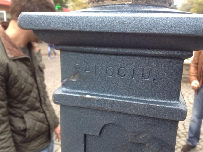 У центрі Мукачева з’явився міні-пам’ятник Ференцу Ракоці ІІ – 02