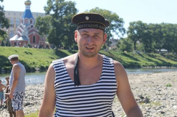 "Ужгородська регата - 2012": чудернацькі кораблі пливли Ужем (ФОТО) – 08