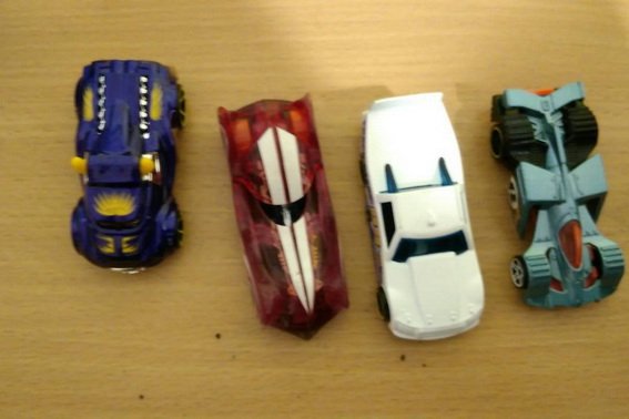 11-річний хлопчик украв із магазину іграшки – 01