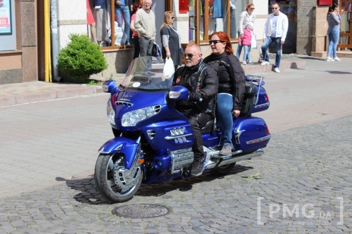 Байкери проїхались вулицями Мукачева – 24