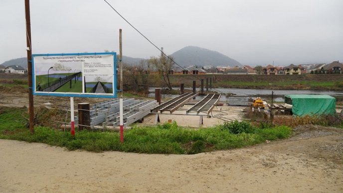 У Мукачеві будують новий міст через Латорицю – 04