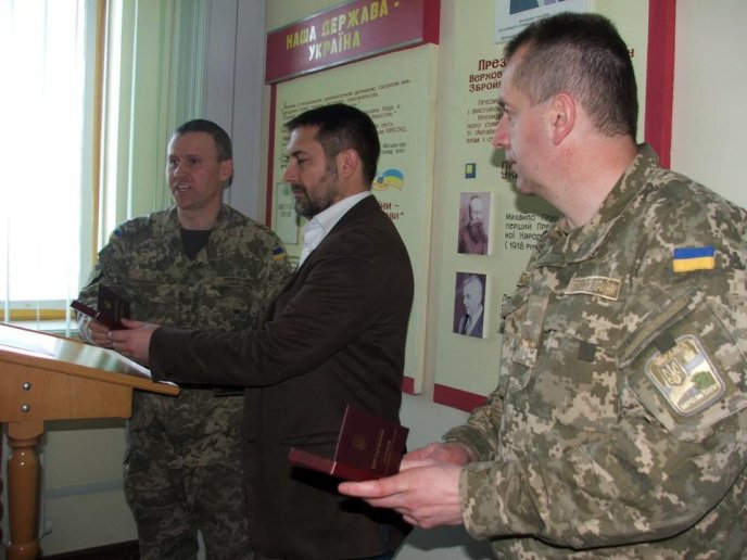 У Мукачеві урочисто нагородили бійців АТО державними нагородами – 04