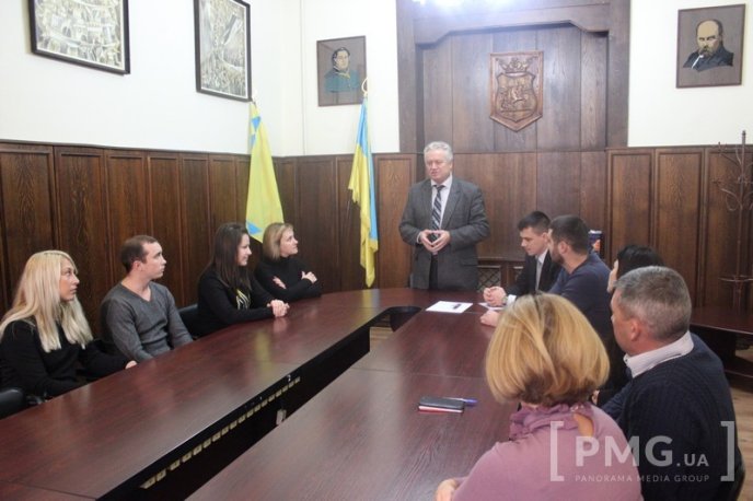 Мукачівських волонтерів відзначили подяками – 02