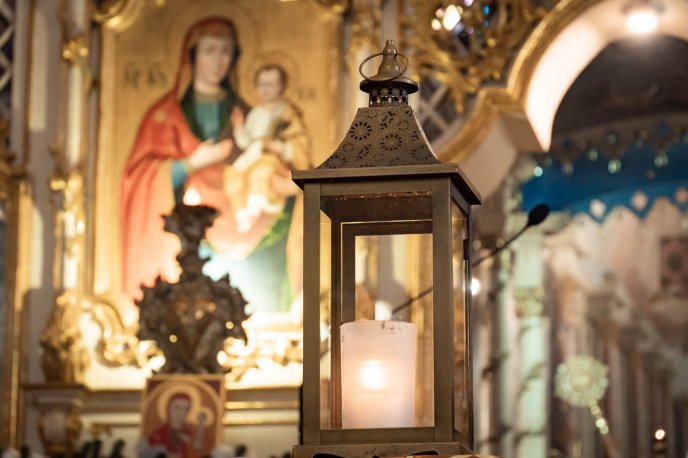 Ужгород першим в Україні прийняв Вифлеємський вогонь миру – 05