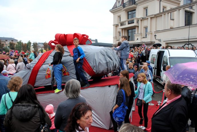 В Ужгороді відбулись зйомки шоу «Караоке на Майдані» – 01