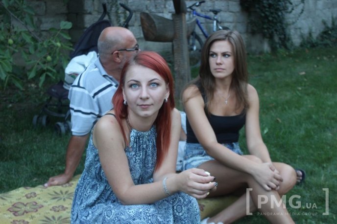 У Мукачеві відбувся благодійний вечір у підтримку Юлії Миронової, яка перебуває у реанімації у Таїланді – 03