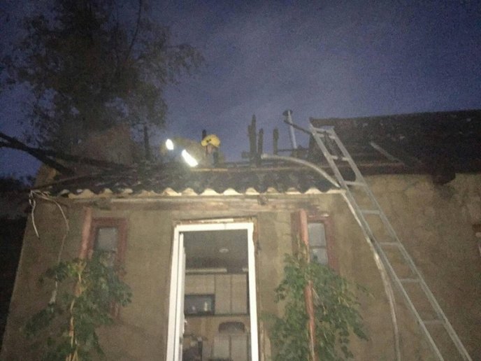 Впродовж вихідних в області тричі горіли житлові будинки – 01