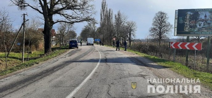 26-річний водій помер у кареті швидкої: подробиці фатальної аварії – 01