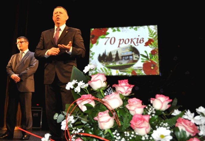 Мукачівський аграрний коледж святкує ювілей. Екс-міністр освіти та науки особисто приїхав привітати виш – 10 Мукачівський аграрний коледж святкує ювілей. Екс-міністр освіти та науки особисто приїхав привітати виш – 10