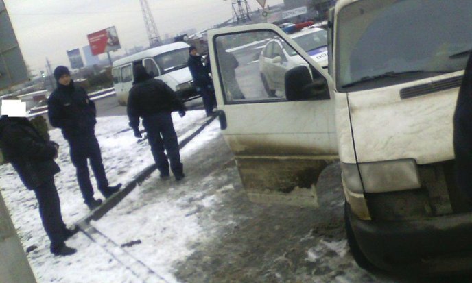 У Мукачеві патрульні поліцейські виявили велику партію наркотиків – 02