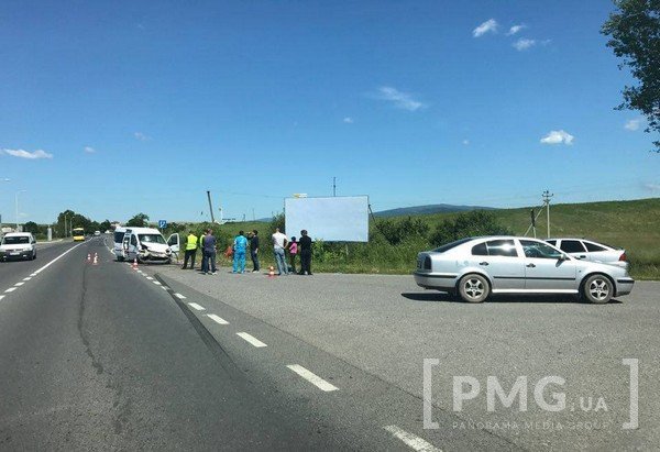 На трасі "Київ-Чоп" "Жигуль" та мікроавтобус потрапили у ДТП – 05