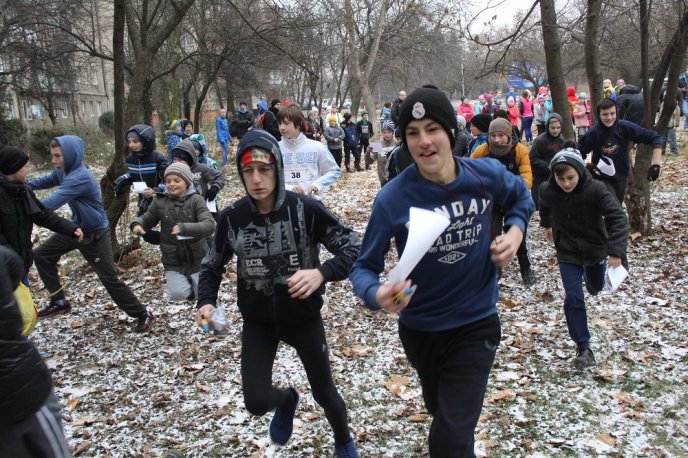 Закарпатські орієнтувальники влаштували змагання до Дня святого Миколая – 04 Закарпатські орієнтувальники влаштували змагання до Дня святого Миколая – 04