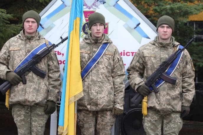 У Мукачеві відкрили меморіальну дошку генерал-полковнику Геннадію Воробйову – 02 У Мукачеві відкрили меморіальну дошку генерал-полковнику Геннадію Воробйову – 02