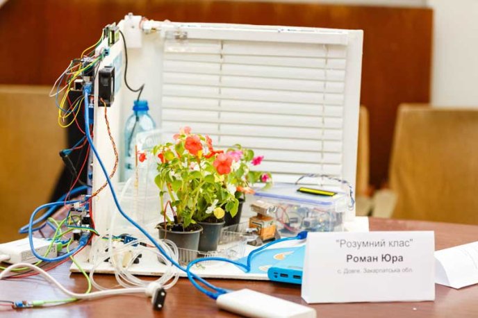 Закарпатського школяра визнали одним із найкращих винахідників України – 05