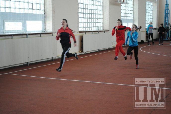 У Мукачеві стартував дитячо-юнацький турнір з легкої атлетики (ФОТО) – 01