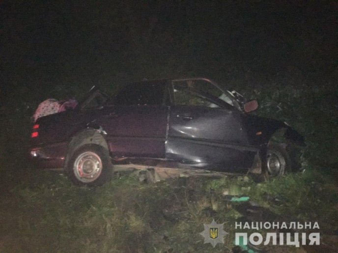 Вночі закарпатці потрапили у жахливу аварію – 03