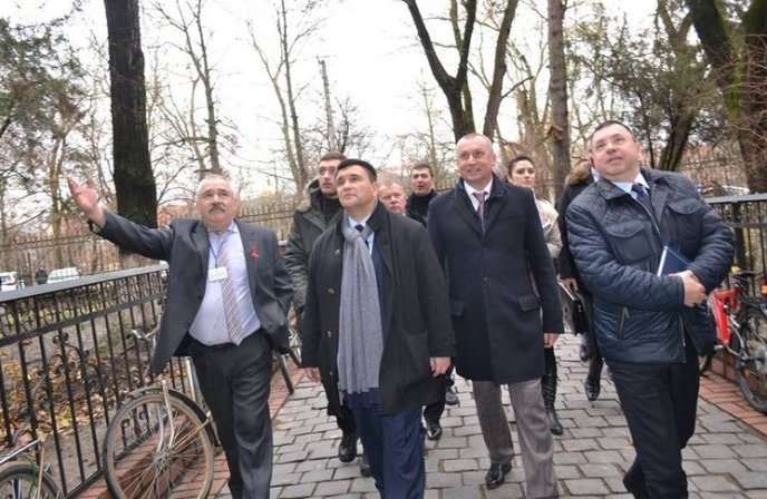 Міністр закордонних справ відвідав Берегівщину – 05