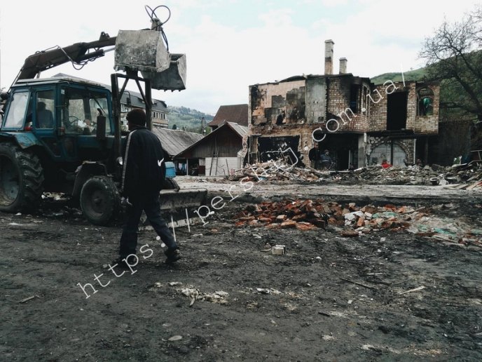 Небайдужі містяни збирають кошти для сімей, в яких сталося лихо – 03